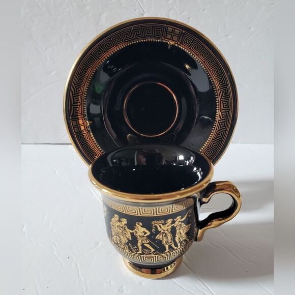 Fakiolas 24K Gold Cup & Saucer - Picture 2 of 9